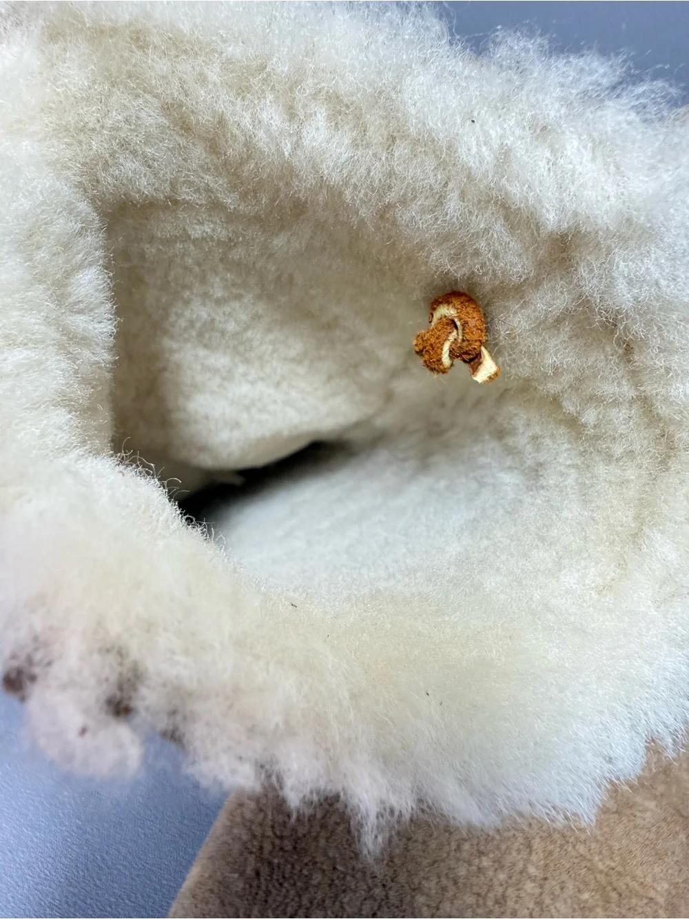 Vintage Deadstock Tan Lambskin Suede Leather Shearling Lined Cuff Mittens